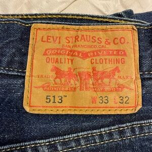 Levi Strauss 513 blue denim jeans 33x32